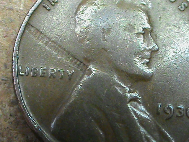 1930-Penny-With-Railroad-Track